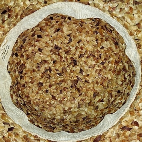 Straw Hat Philippines - Picture 7 of 7